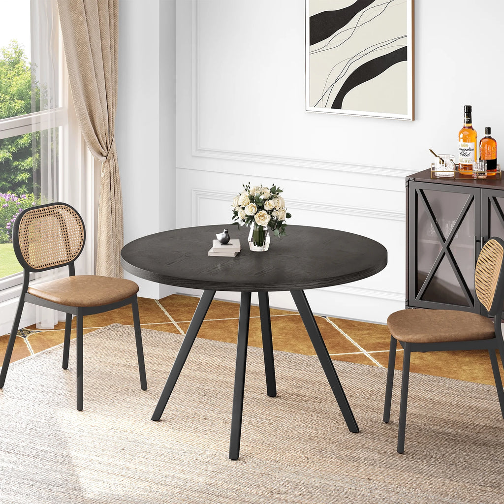 Round Classic Dining Table F75382